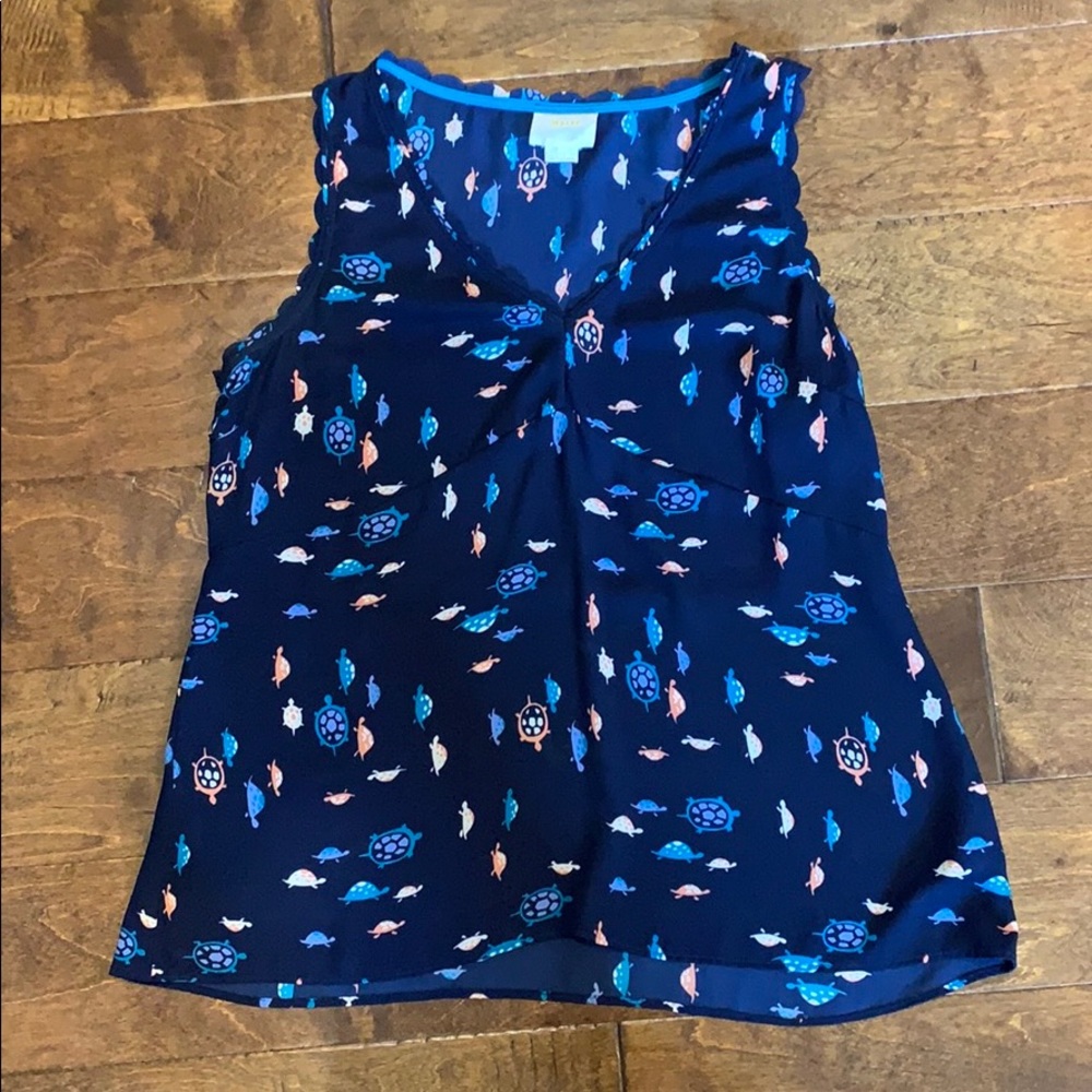 Sleeveless top